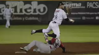 Los Tigres recibieron 'cañonazos' de los Piratas de Campeche