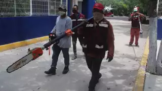 El fenómeno meteorológico se formó como Tormenta Tropical, cuya trayectoria apunta a la Península de Yucatán