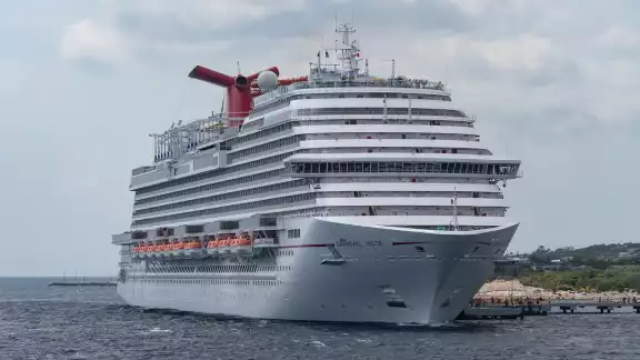 La naviera internacional busca evitar más casos positivos de COVID-19 al interior de sus cruceros con estas nuevas medidas La naviera internacional busca evitar más casos positivos de COVID-19 al interior de sus cruceros con estas nuevas medidas