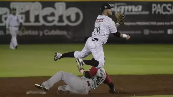 Los Tigres recibieron 'cañonazos' de los Piratas de Campeche Los Tigres recibieron 'cañonazos' de los Piratas de Campeche