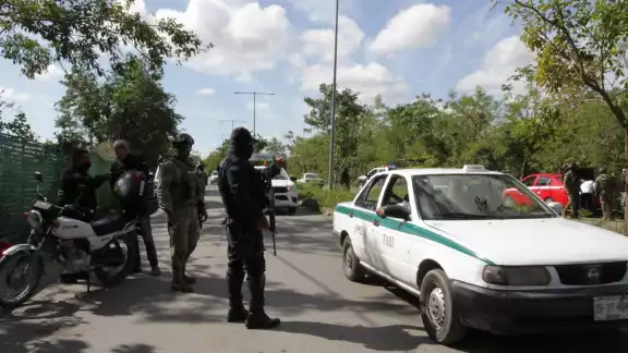 Varios policías de Quintana Roo fueron dados de baja por irregularidades en sus funciones, indica la SSP Varios policías de Quintana Roo fueron dados de baja por irregularidades en sus funciones, indica la SSP