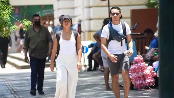 Las temperaturas se esperan de muy a extremadamente calurosas Las temperaturas se esperan de muy a extremadamente calurosas