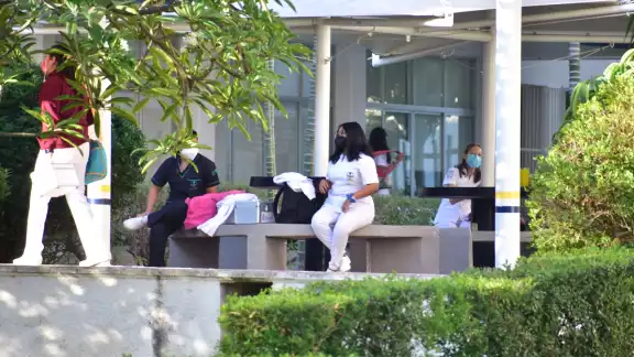 Los altos costos para titularse afectan a estudiantes de Campeche