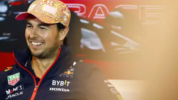 Checo Pérez inició el circuito en el lugar 12 Checo Pérez inició el circuito en el lugar 12