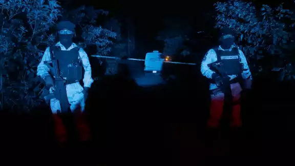 Los cuerpos estaban cerca de la carretera Gas Auto Los cuerpos estaban cerca de la carretera Gas Auto