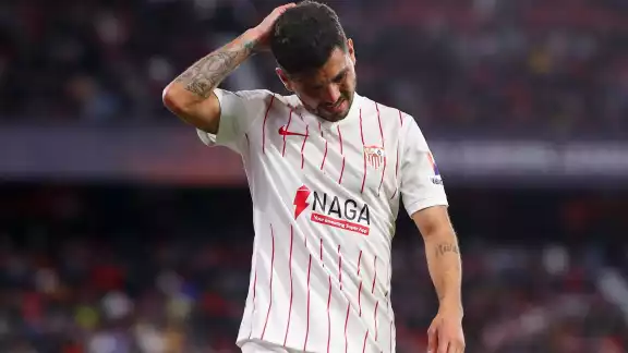 Tecatito Corona sería operado este mismo jueves