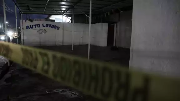 Al parecer, murió de causas naturales en el predio abandonado Al parecer, murió de causas naturales en el predio abandonado