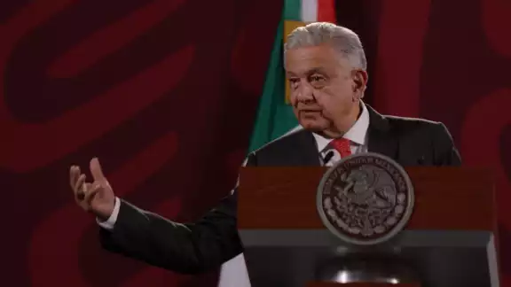 No nos detenemos en el Tren Maya, que es la obra ferroviaria más importante del mundo, que debería llenarnos de orgullo: AMLO No nos detenemos en el Tren Maya, que es la obra ferroviaria más importante del mundo, que debería llenarnos de orgullo: AMLO