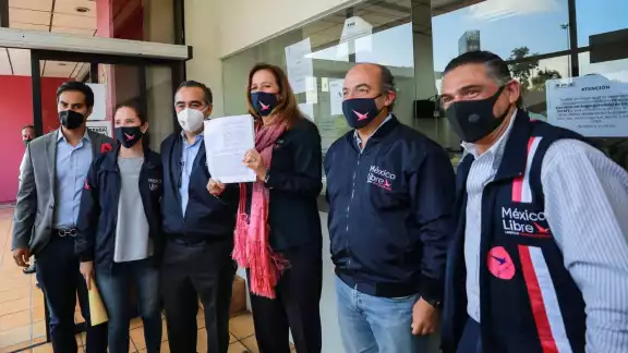 Felipe Calderón y Margarita Zavala impugnaron la decisión ante el INE (@MexLibre_)