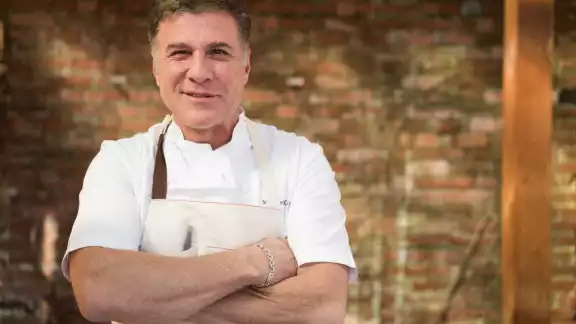 Michael Chiarello fue un gran presentador americano Michael Chiarello fue un gran presentador americano