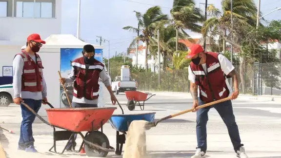 El salario mínimo en Quintana Roo es de 207.44 pesos siendo uno de los más bajos en el país
