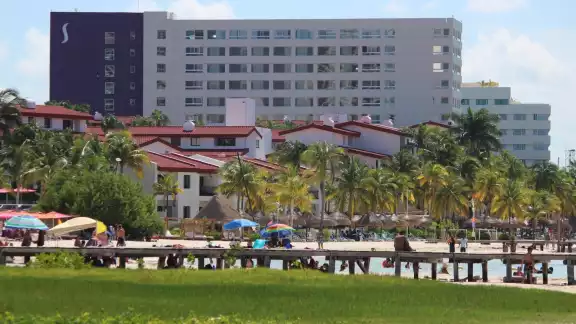 Asociación de Hoteles de Cancún, Puerto Morelos e Isla Mujeres reveló que este año estuvieron a una décima de alcanzar el porcentaje de ocupación del 2019 Asociación de Hoteles de Cancún, Puerto Morelos e Isla Mujeres reveló que este año estuvieron a una décima de alcanzar el porcentaje de ocupación del 2019