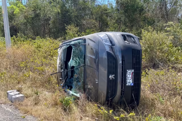 Así terminó el vehículo luego del accidente