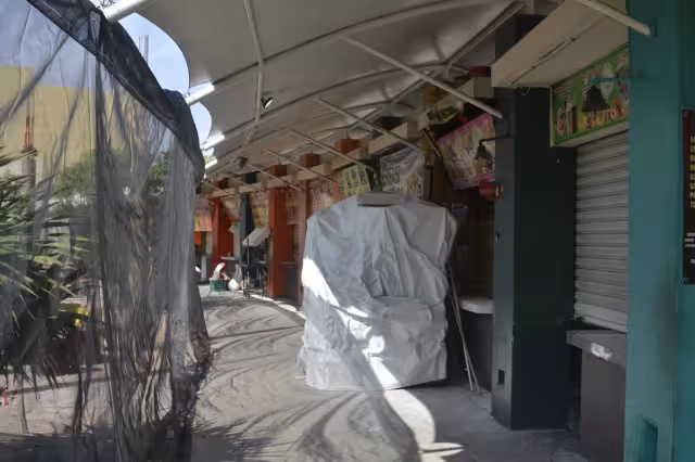 Algunos buscaron empleos temporales, en lo que concluye la remodelación del icónico parque, que avanza conforme a lo planeado, según los encargados.