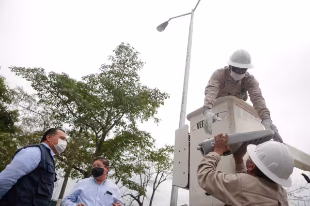 Aguilar Ruiz señaló que el juicio por el caso de las luminarias sigue y la obligación de pago, por parte del Municipio, permanece