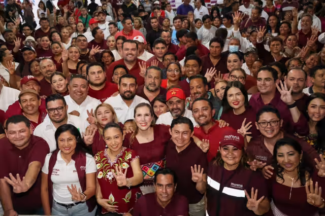 La “desbandada” que se había anticipado no ocurrió en el partido guinda, mientras que la alianza PAN, PRI y PRD sigue vacante.