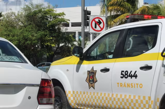 Agentes de Tránsito buscan obtener mordida para que los conductores no sean infraccionados