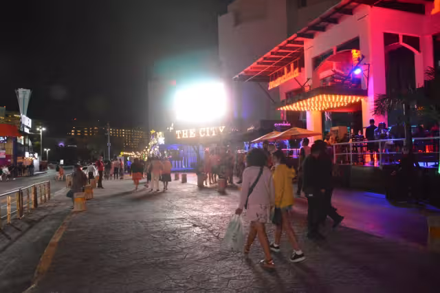 Los antros de la zona Hotelera eran su siguiente objetivo