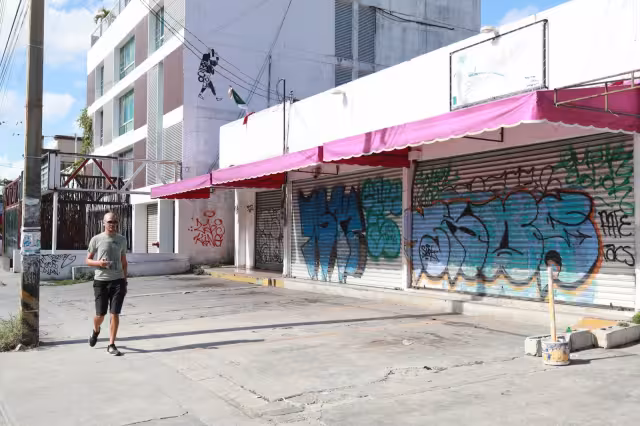 En Cancún y Playa es donde se reportan más los llamados “cobro de piso”