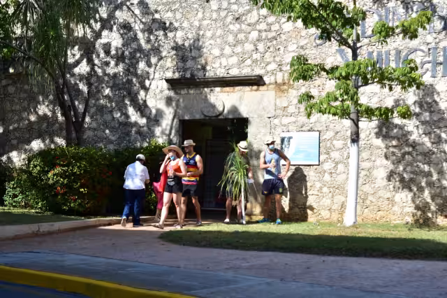 El Jardín Botánico Xmuch’haltún tiene deficiencias en el funcionamiento de las fuentes y los estanques