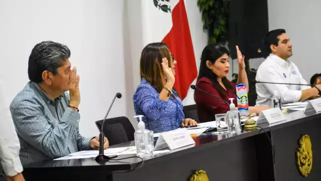 En muy contadas ocasiones, las Comunas difundían en vivo las sesiones públicas de trabajo; ahora será por ley