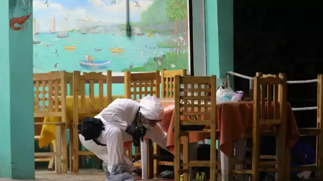 Se presume que los atacados son de nacionalidad salvadoreña; de acuerdo con testigos los agresores no mediaron palabra y accionaron sus armas