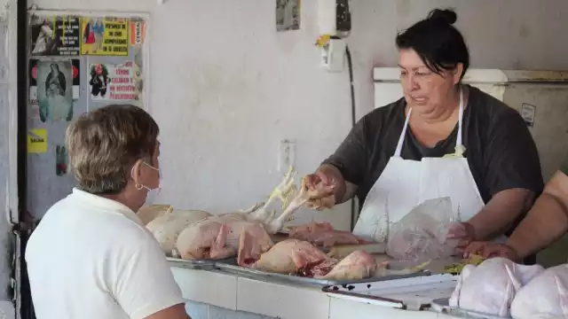 Algunos comerciantes absorbieron el alza para no perder clientes