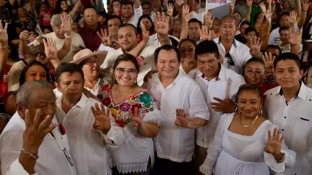 Huacho Díaz Mena aprovechó para saludar a los miembros de Morena