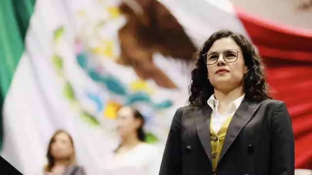 Luisa María Alcalde comparece ante el Senado de la República