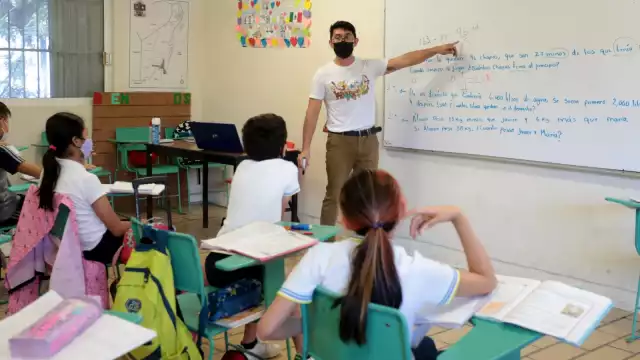 A pesar que entró en vigor el uso opcional del cubrebocas en Quintana Roo, en planteles educativos, los estudiantes estan obligados a portarlo