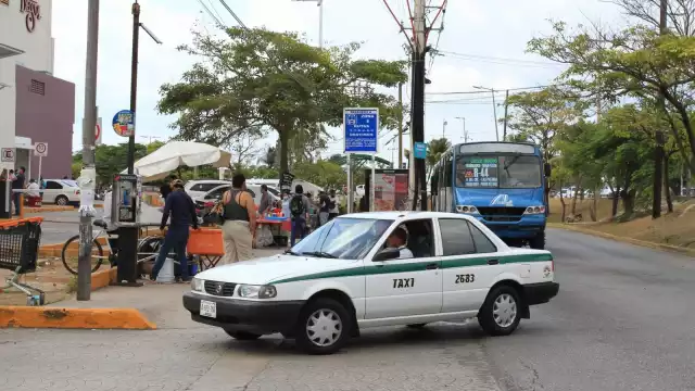 Continúan las agresiones contra los transportistas en Cancún