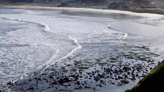 La erupción del volcán submarino provocó un Tsunami en la Isla de Tonga. Foto: EFE