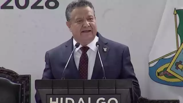 Julio Menchaca contó con la presencia de diversas personalidades a su toma de protesta, como Adán Augusto López, titular de la Segob