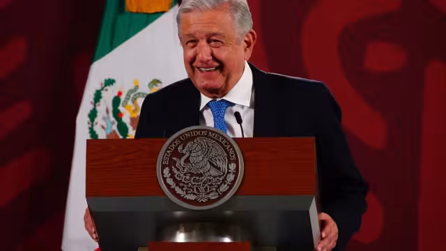 AMLO reiteró que durante el periodo neoliberal el salario mínimo perdió cerca del 70% de su poder de compra