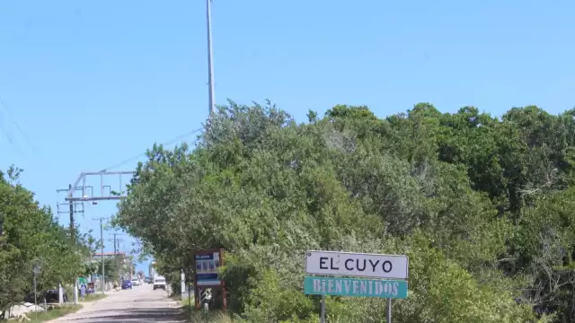 El Cuyo se sitúa al extremo Noreste de Yucatán y cuenta con una población de aproximadamente 3 mil personas