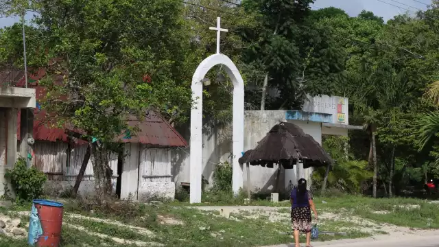 SE estima que 266 mil 900 quintanarroenses viven actualmente en 59 mil 500 viviendas que no tienen materiales de calidad y espacios dignos, de acuerdo con datos de la Secretaría de Bienestar