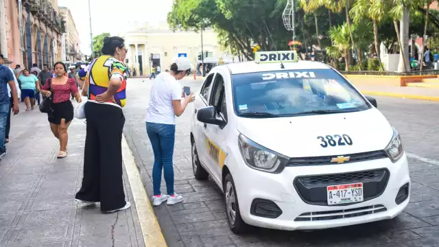 Usuarios dicen que los camiones tardan hora y media en llegar