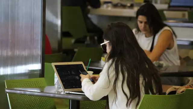 Quintana Roo presentó avances en el segundo y tercer trimestre de 2021, con un crecimiento de 25.2%, según el Inegi