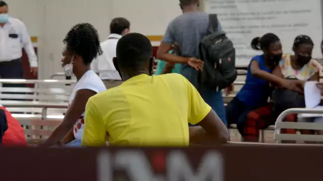 La Secretaría del Bienestar indicó que con el programa de emergencia se le brinda apoyo económico y albergue a los migrantes que lo soliciten