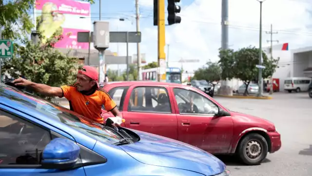 Más del 47 por ciento de las personas en Quintana Roo, labora en la informalidad, indicó el Inegi