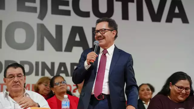 En su discurso en Puebla ofreció su estructura política en Puebla a Claudia Sheinbaum