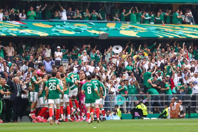 Quiñones abre el marcador en el debut mundialista