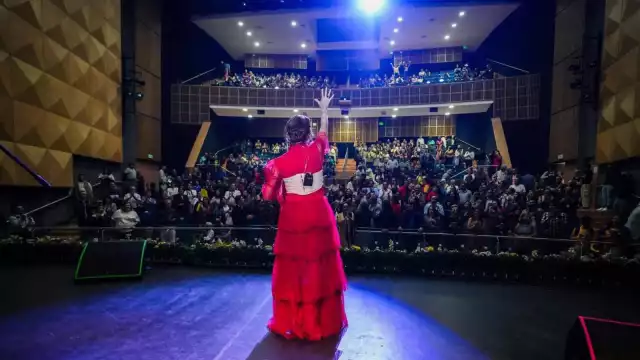 María San Felipe fue recibida con una ovación en Celaya