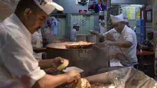 Fue a través de la página oficial de la UNAM en donde se anunció esta iniciativa que quedó iluminada en el mapa de México.