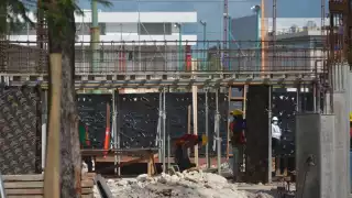 El Estadio de Beisbol 'Beto Ávila' de Cancún debe entregarse en marzo del 2022, según lo establecido por la Sedatu