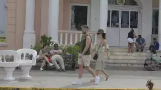 Los casos de COVID-19 se mantienen mínimos