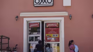 Tiendas OXXO dejan de operar 24 horas en Campeche por cobros de hasta mil 759 pesos