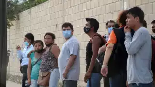 Algunos ciudadanos se opusieron a la medida tomada por el Gobierno de Quintana Roo, debido al riesgo en menores de contagiarse de COVID-19