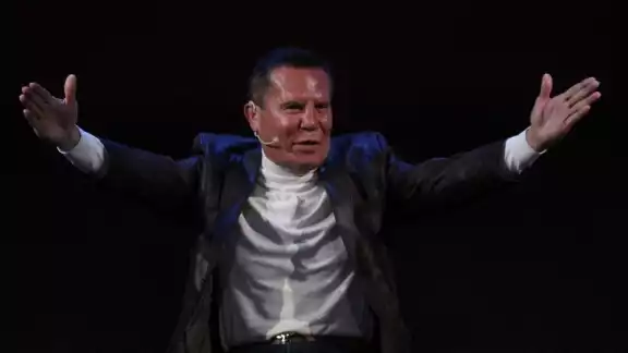 Chávez tenía planeado un show con integrantes del medio del espectáculo pero se ha tenido que posponer. Chávez tenía planeado un show con integrantes del medio del espectáculo pero se ha tenido que posponer.