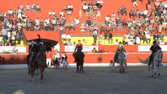 A finales de mes se tiene programado una función de box, la carrera Anahuác Mayab y una corrida taurina A finales de mes se tiene programado una función de box, la carrera Anahuác Mayab y una corrida taurina